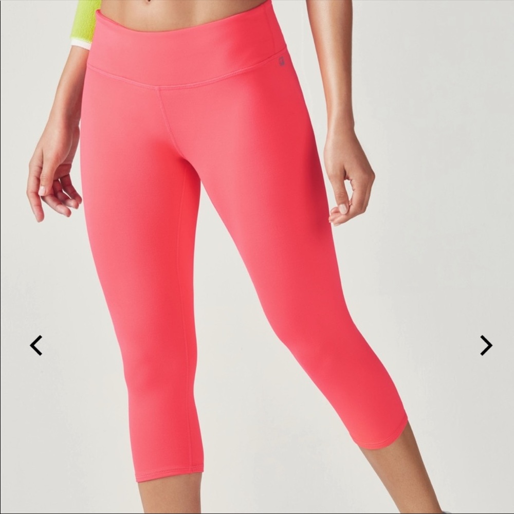 Fabletics Solid Bright Pink Cropped Leggin - image 1